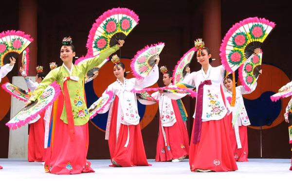 Hội An: Nhiều hoạt động văn hóa, lễ hội hấp dẫn tại “Những ngày văn hóa Hàn Quốc” tại Quảng Nam -1