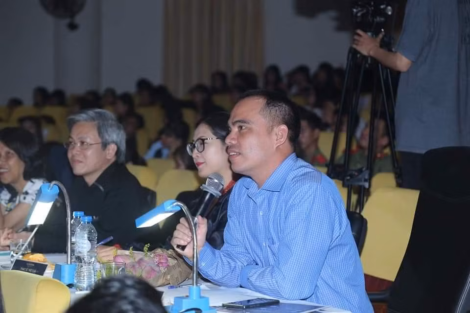 Thành tích nổi bật ít người biết của Trung tá Công an chặn xe ô tô bắt cướp -0