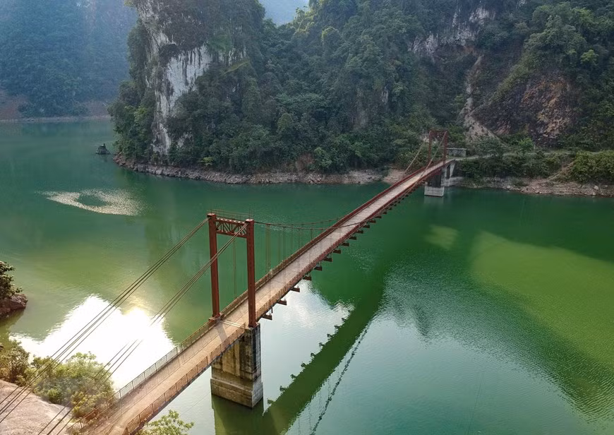 tinngan_102126_509876895_12.jpg -0