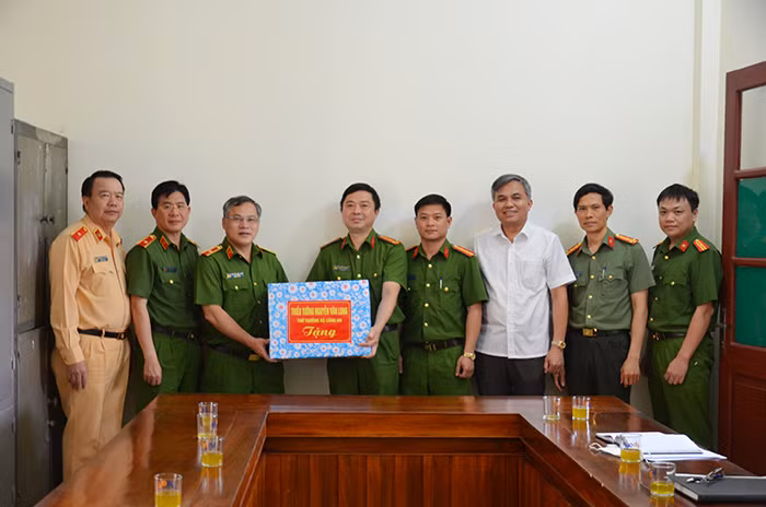 Thiếu tướng Nguyễn Văn Long, Thứ trưởng Bộ Công an kiểm tra công tác tại Công an tỉnh Điện Biên -0