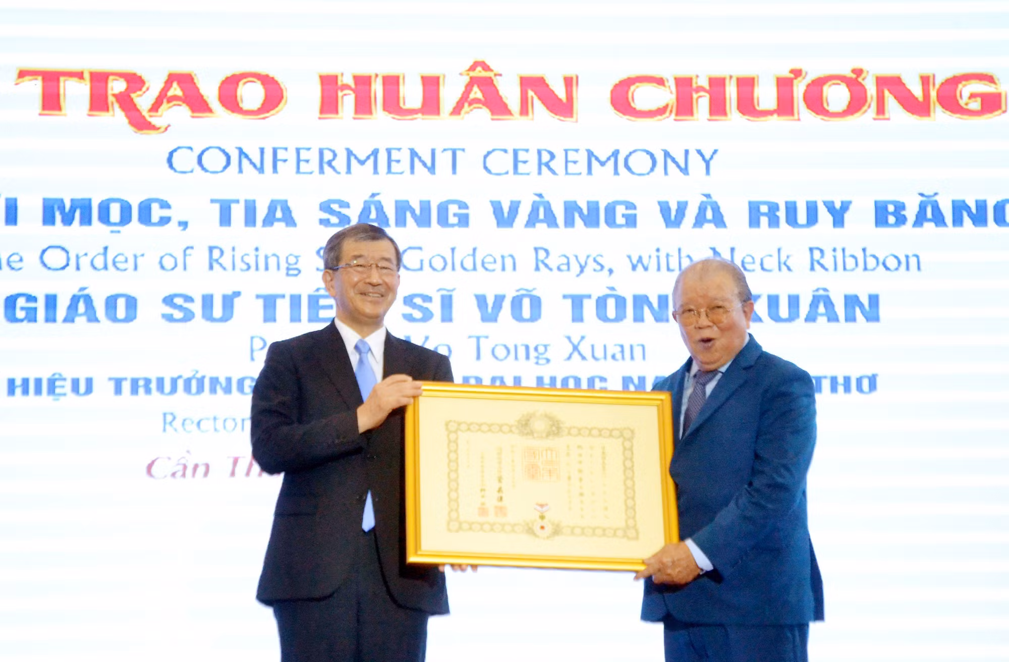 GS.TS Võ Tòng Xuân được Chính phủ Nhật Bản tặng Huân chương Mặt trời mọc -0