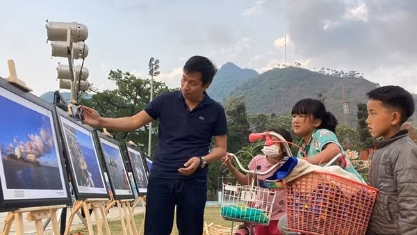 Triển lãm bản Kiều chép tay của Hoàng gia triều Nguyễn ảnh 4