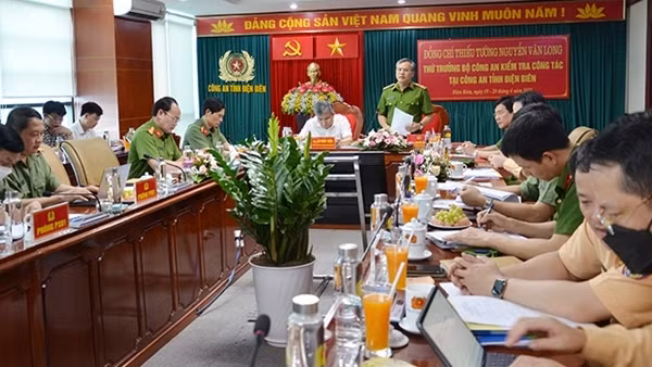 Nâng cao chất lượng đầu vào, xây dựng lực lượng CAND chính quy, tinh nhuệ, hiện đại ảnh 10