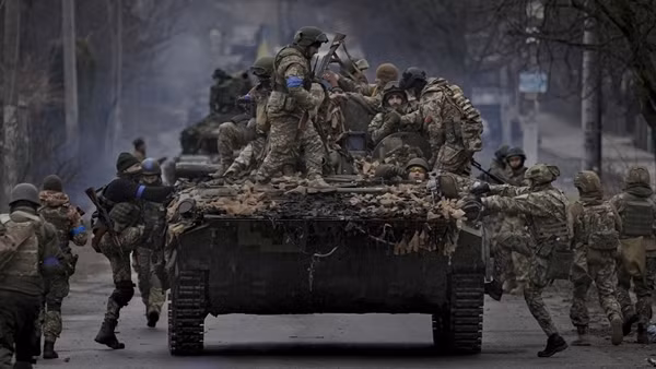 Tổng thống Ukraine dọa rút khỏi đàm phán hòa bình với Nga ảnh 2