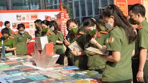 Tạo thêm động lực phát triển văn hoá đọc