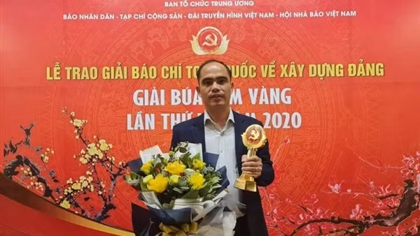 Thành tích ấn tượng của Trung tá Công an chặn xe bắt cướp