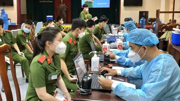 Nối vòng tay tình nguyện – Hiến giọt máu yêu thương ảnh 3