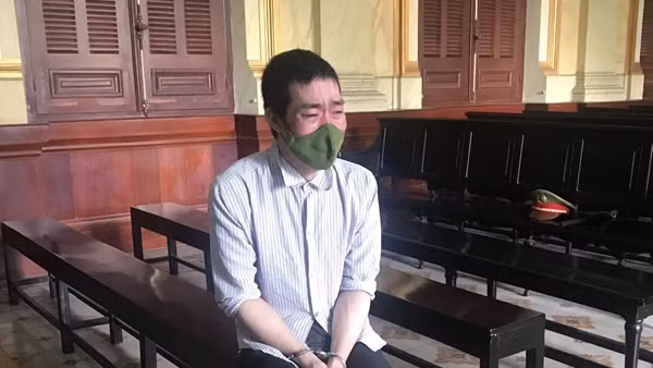 Bị hành hung, anh vợ đâm chết em rể