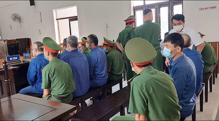 Xét xử vụ án sản xuất trái phép chất ma túy quy mô lớn tại Kon Tum -0