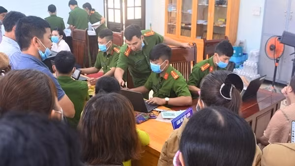 Tăng cường cấp thẻ CCCD và định danh điện tử cho học sinh ảnh 3
