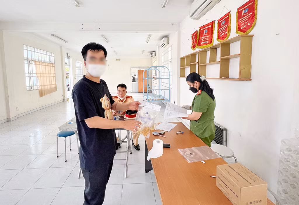 CSGT phát hiện nhiều tài xế dương tính ma túy trên cao tốc -0