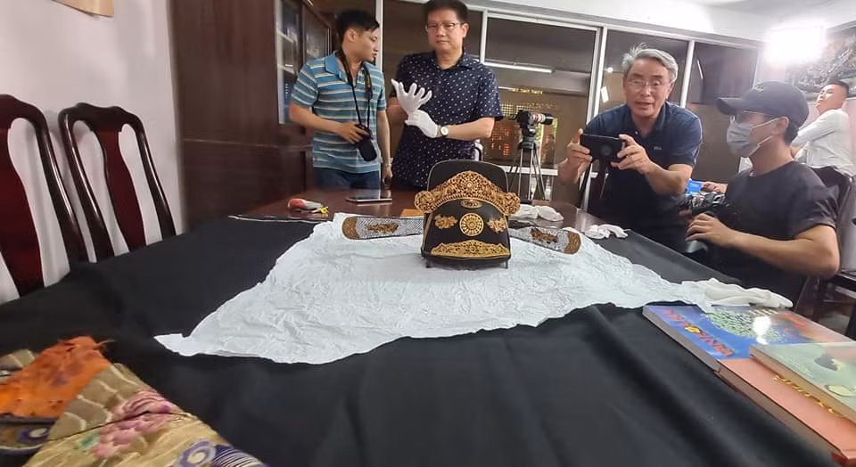 Mở cửa miễn phí bảo tàng 1 tháng đón du khách chiêm ngưỡng 2 cổ vật quý triều Nguyễn -0