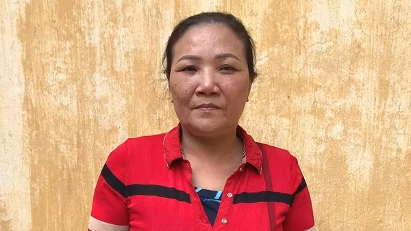 “Nữ quái” có 7 tiền án thích ăn hải sản… miễn phí ảnh 3