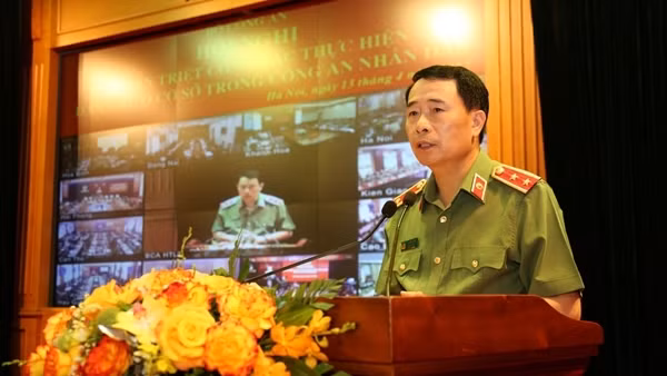 Làm tốt quy hoạch ứng dụng và phát triển công nghệ thông tin trong CAND ảnh 6