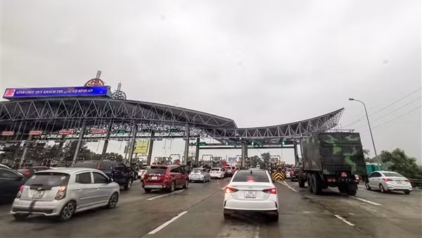 Xe mô tô tông nhau khiến 2 thanh niên tử vong ảnh 2