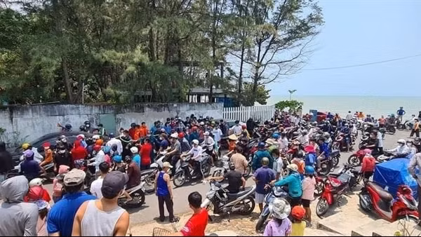 Cắt vỏ tàu đắm cứu sống 1 phụ nữ bị mắc kẹt ảnh 2