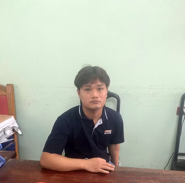 Bắt tên cướp nghiện game -0