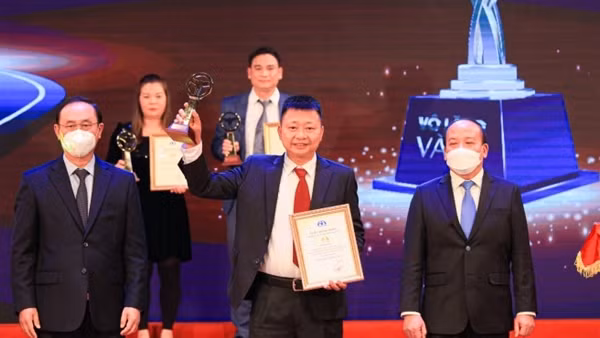 Trao giải thưởng “Vô lăng vàng” lần thứ 9
