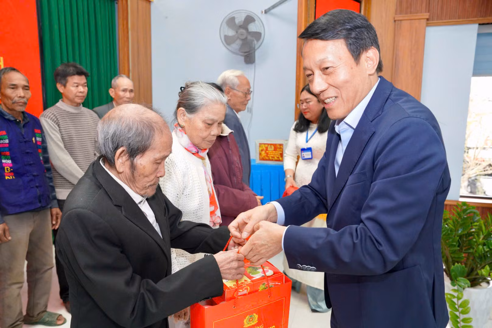 Bộ trưởng Lương Tam Quang giám sát, kiểm tra công tác bầu cử tại TP Huế -0