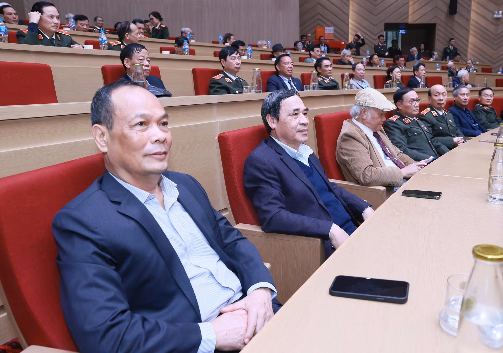 Khơi dậy ý chí, khát vọng hành động quyết liệt trong toàn dân thực hiện thắng lợi mục tiêu Đại hội XIV -1