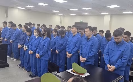 35 bị cáo trong đường dây sử dụng công nghệ cao đã lừa đảo, chiếm đoạt hơn 40 tỷ đồng như thế nào? -0