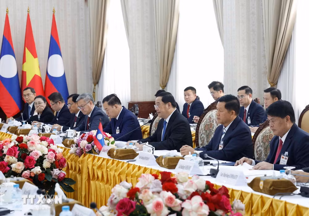 Việt Nam-Lào đẩy mạnh hợp tác toàn diện, tăng cường gắn kết chiến lược -0