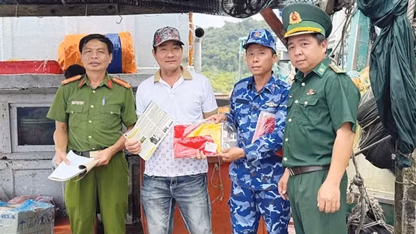 Xuân về trên đảo tiền tiêu phía Tây Nam Tổ quốc