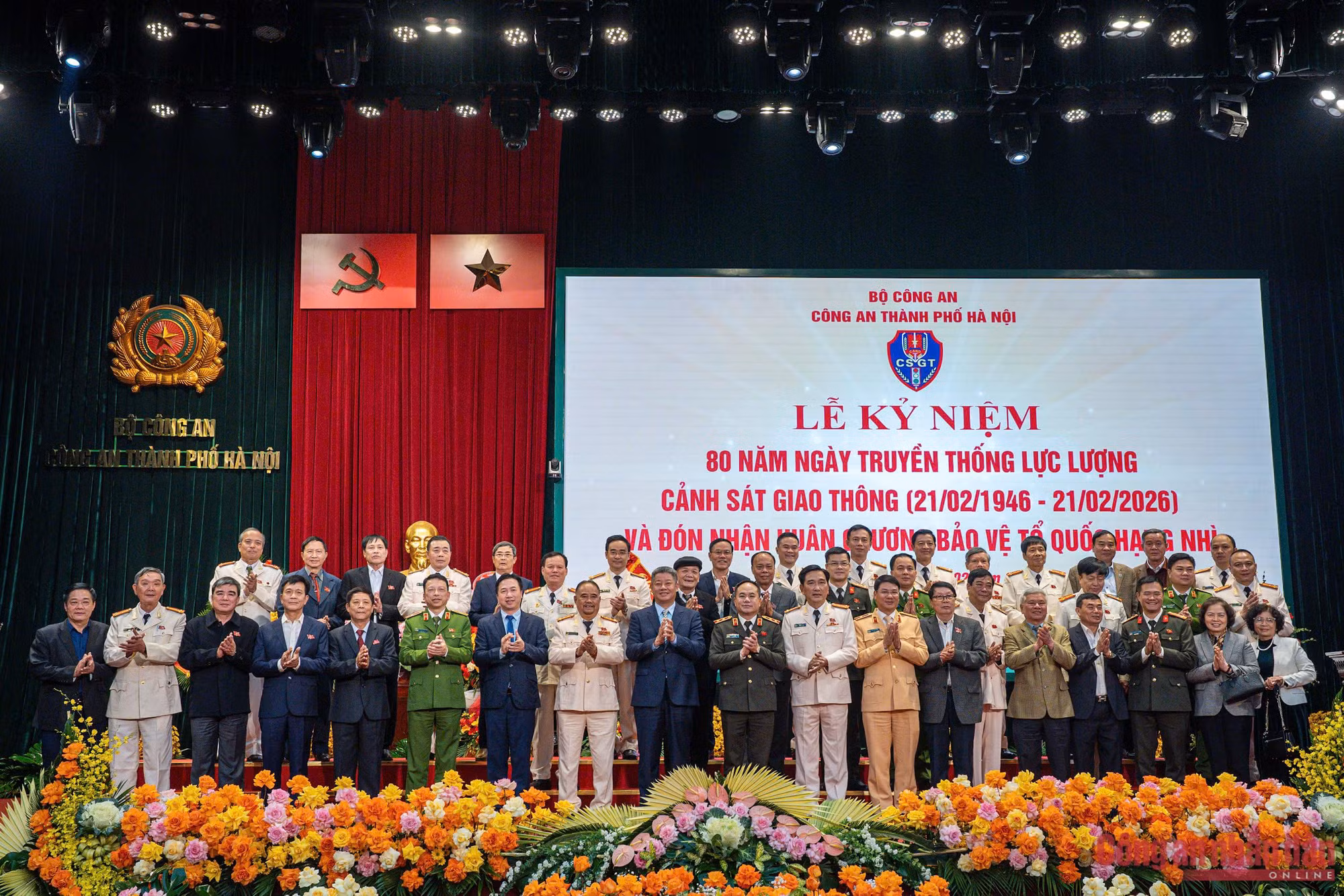CSGT Thủ đô vinh dự đón nhận Huân chương Bảo vệ Tổ quốc hạng Nhì -0