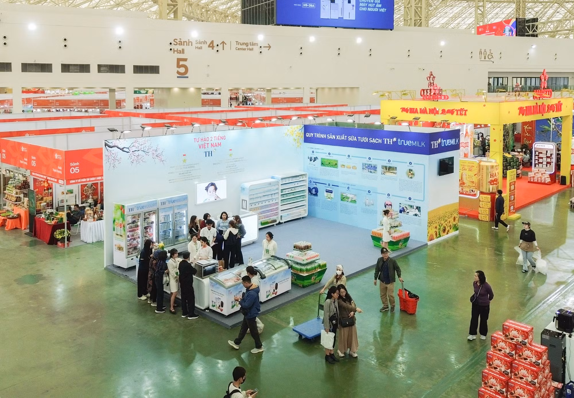 Tập đoàn TH lan tỏa tinh thần “Tự hào hai tiếng Việt Nam” tại Hội chợ Mùa Xuân 2026 -0