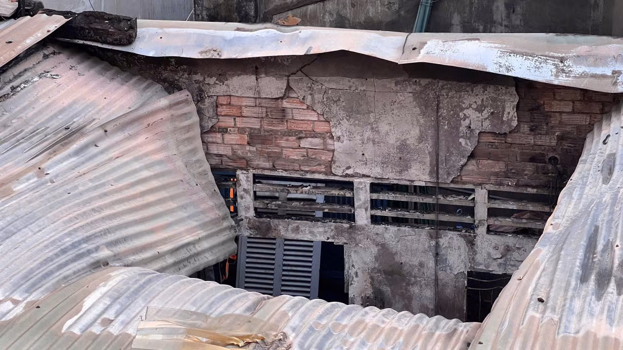 Lãnh đạo TP Hồ Chí Minh thăm hỏi gia đình nạn nhân vụ cháy 3 người tử vong -0
