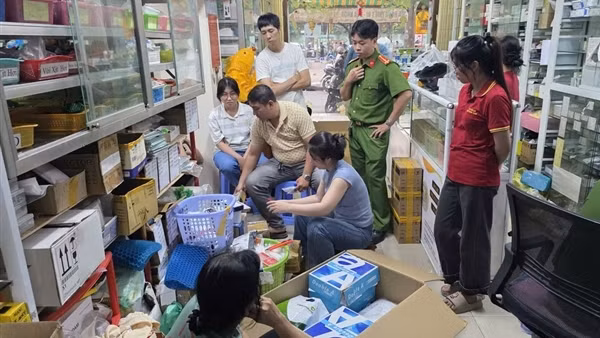 Dùng hóa chất độc hại chế biến thực phẩm là tội ác!