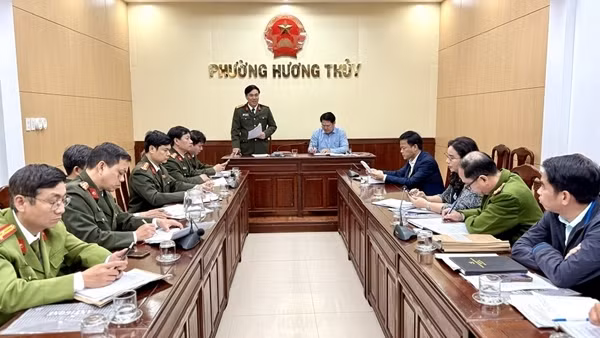 Kiểm tra công tác bảo đảm an ninh, trật tự bầu cử tại các phường, xã