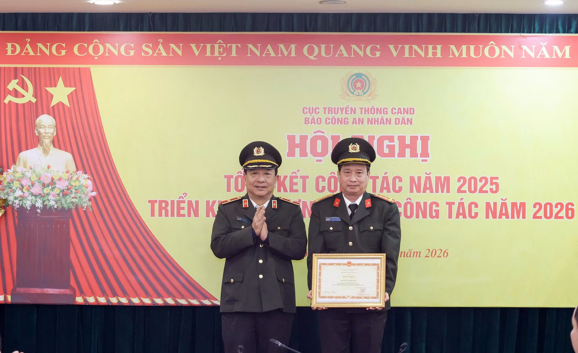 Đổi mới tư duy và tái định vị Báo CAND trong giai đoạn cách mạng mới -0