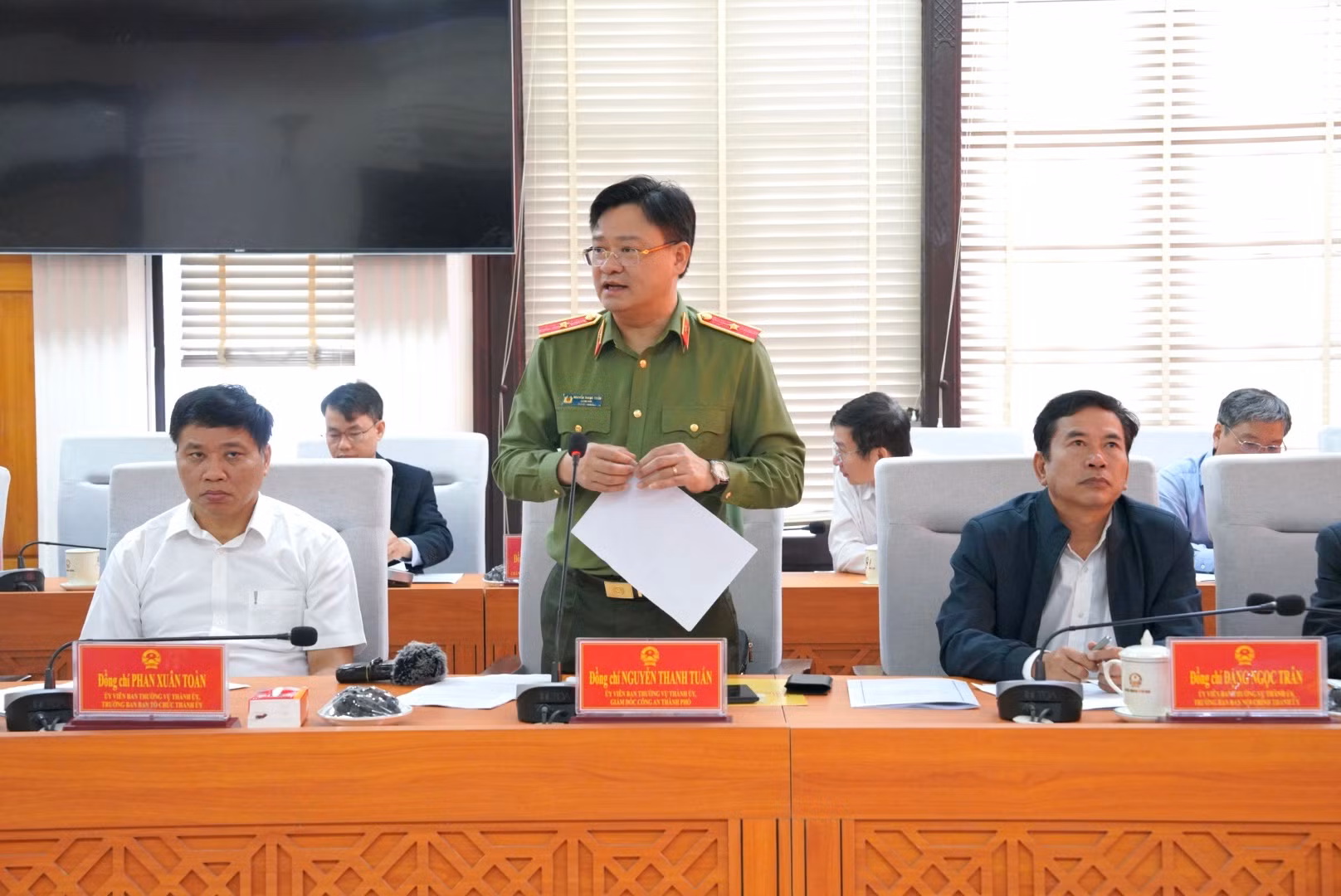 Bộ trưởng Lương Tam Quang giám sát, kiểm tra công tác bầu cử tại TP Huế -0