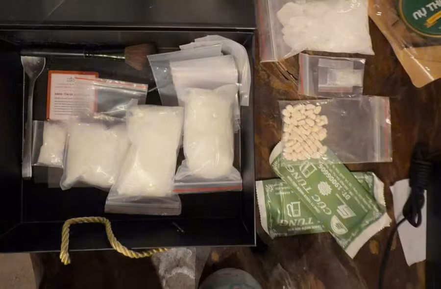 Chặn đứng nửa cân ketamine cùng nhiều “hàng nóng” trước Tết -0