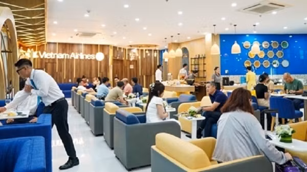 Vietnam Airlines: Khi hành trình không chỉ là bay , mà còn "chạm" đến cảm xúc