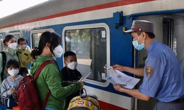 Nhiều chuyến tàu Tết đi ngày cao điểm đã được bán hết vé -0
