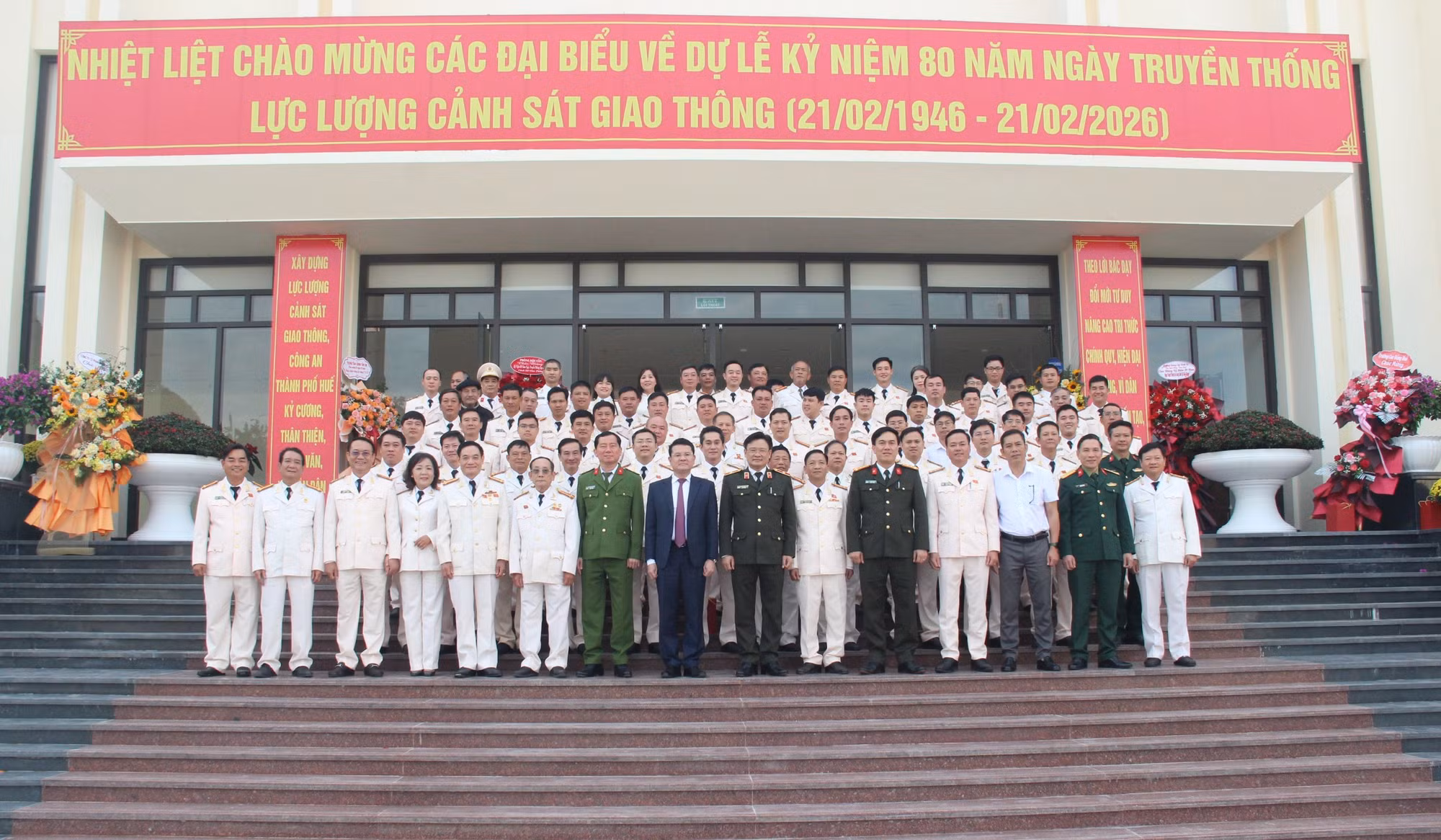 Công an TP Huế kỷ niệm 80 năm Ngày truyền thống lực lượng CSGT -0