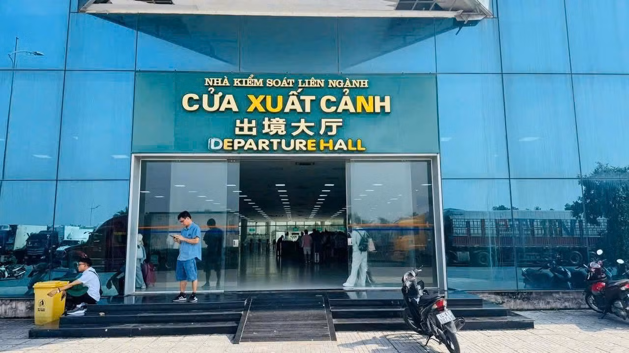 qn.jpg -0