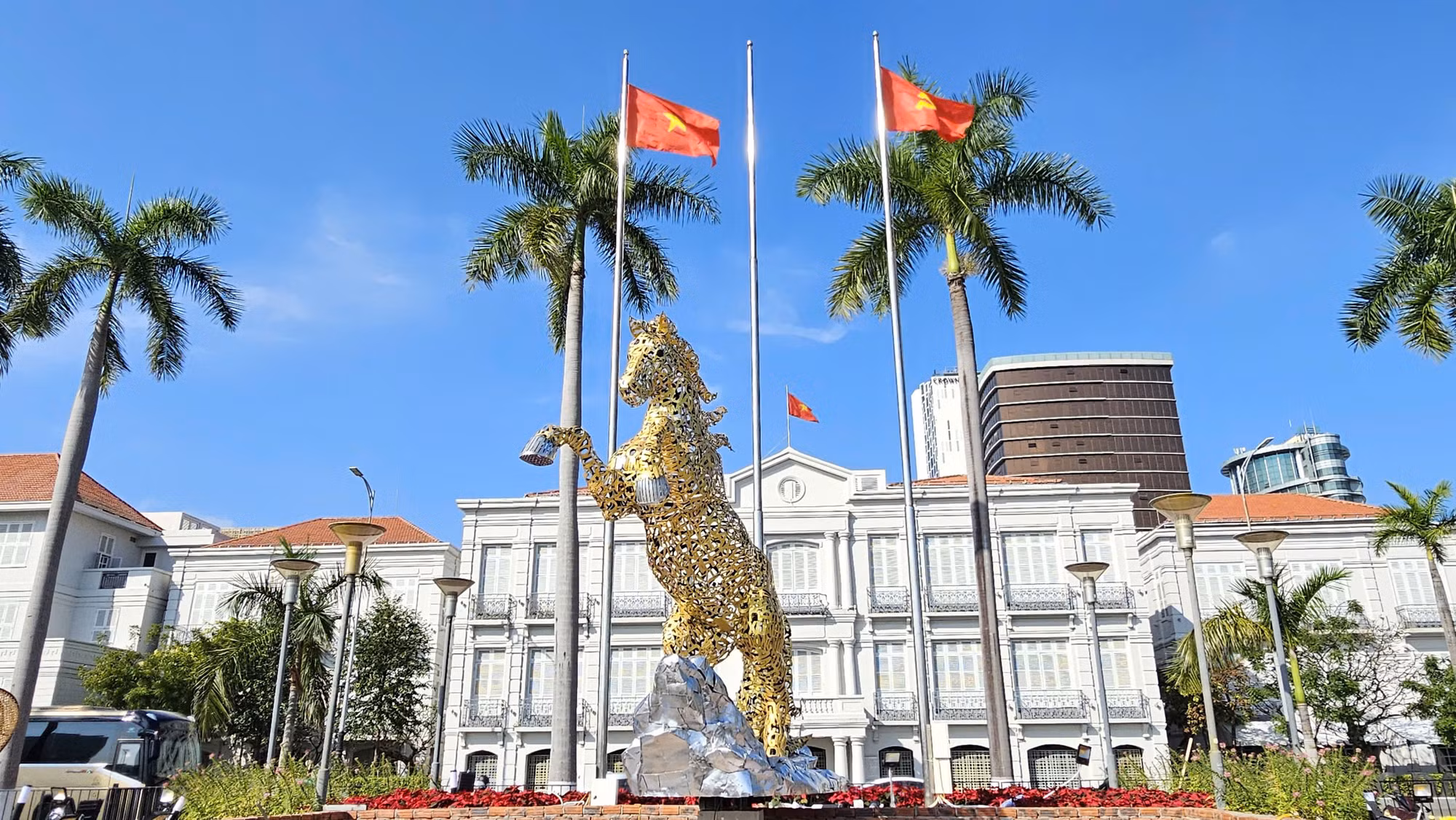 “Kim Mã Hợp Nhất” – linh vật kết tinh 94 đơn vị hành chính, khắc họa khát vọng vươn mình của Đà Nẵng -0