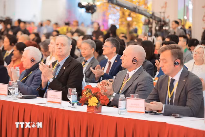 Thủ tướng: Hội chợ Mùa Xuân phải trở thành ngày hội tiêu dùng quốc gia -0