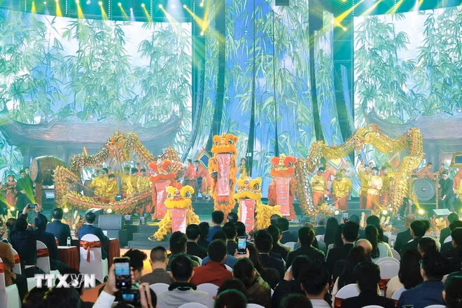 Thủ tướng: Hội chợ Mùa Xuân phải trở thành ngày hội tiêu dùng quốc gia -0