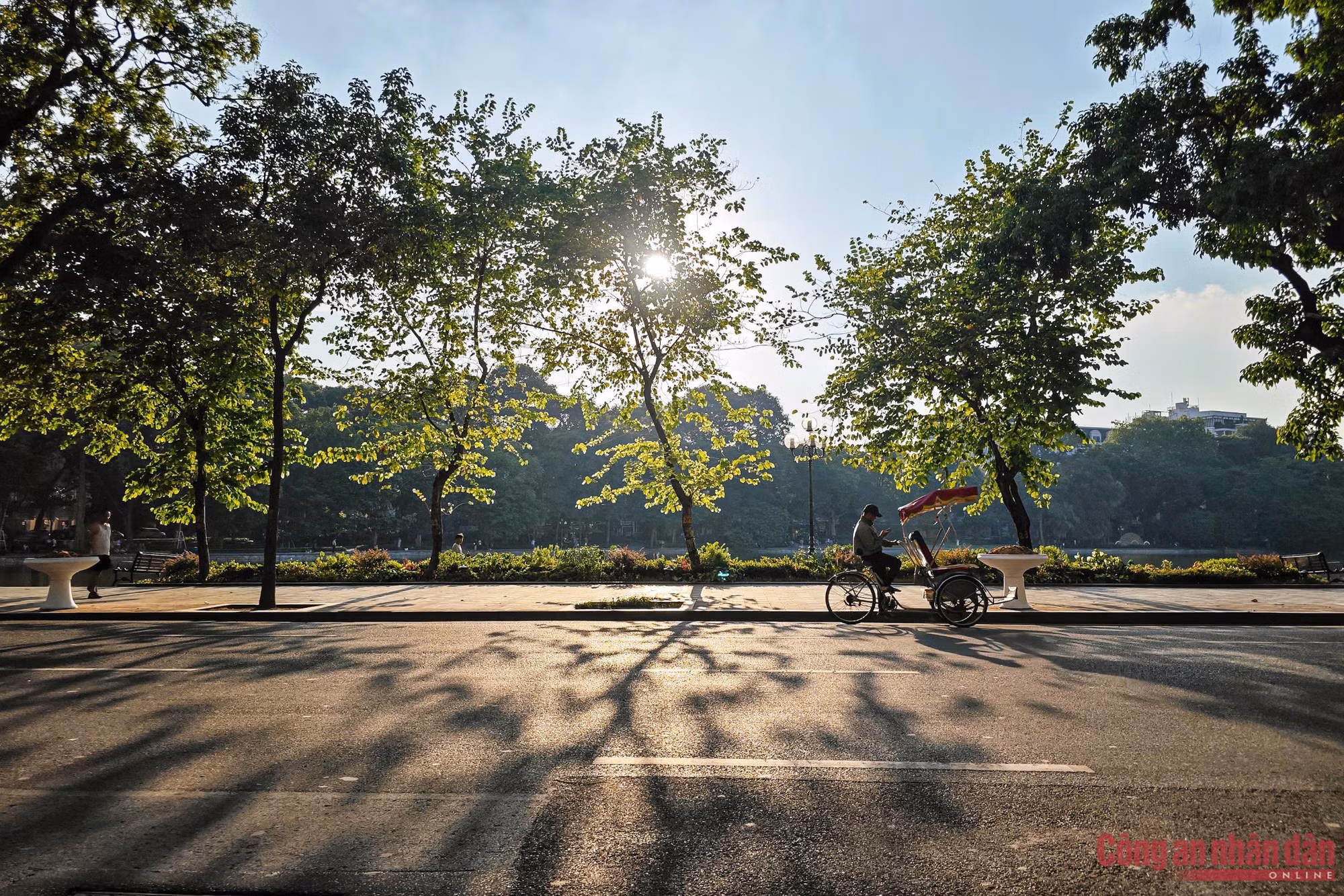 Miền Bắc nắng đẹp, trời lạnh -0
