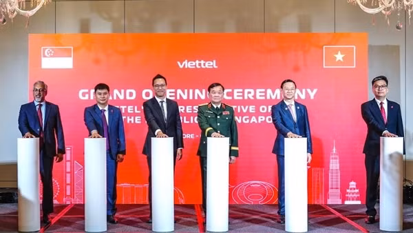 Viettel khai trương văn phòng đại diện tại Singapore