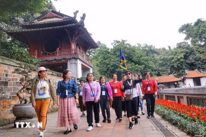75 năm quan hệ Việt-Trung: Tập trung thúc đẩy du lịch và giao lưu nhân dân -0
