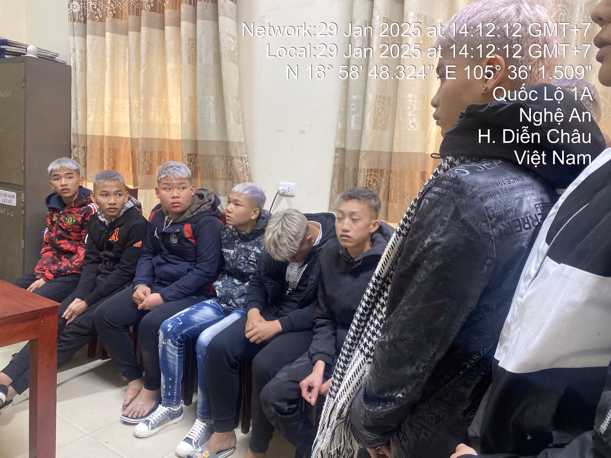 Xử phạt 78 triệu đồng nhóm thanh niên “náo loạn” trên cao Nghi Sơn – Diễn Châu -0