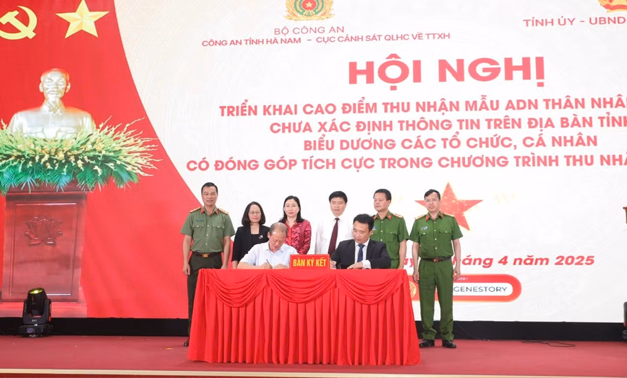 Tỉnh Hà Nam triển khai cao điểm thu nhận mẫu ADN thân nhân các liệt sĩ chưa xác định được danh tính -0