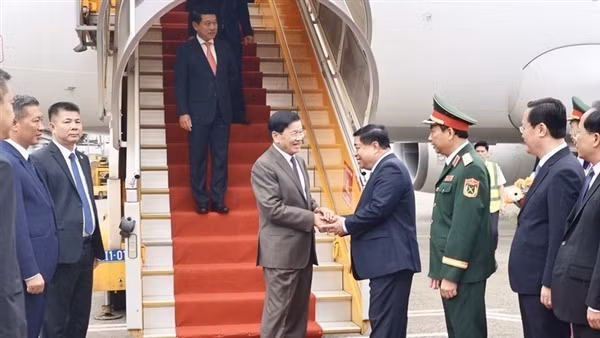 Tổng Bí thư, Chủ tịch nước Lào đến Việt Nam dự Lễ kỷ niệm 30/4