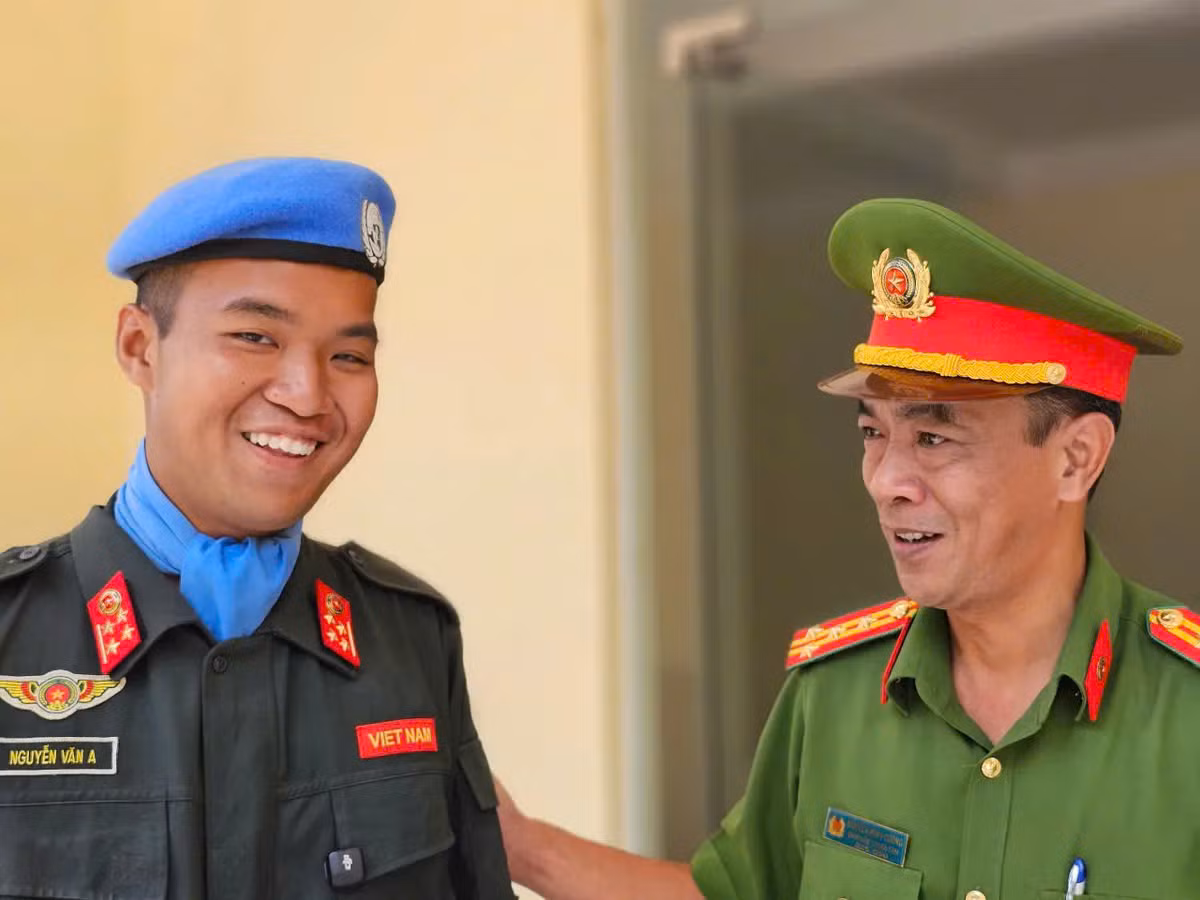 Chuyện của chiến sĩ tham gia khối diễu binh cảnh sát gìn giữ hoà bình Liên hợp quốc -0