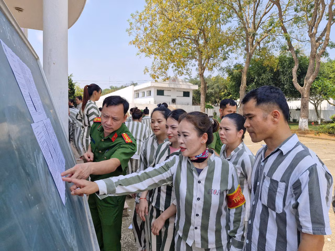 “Ngày đặc xá” – Khi cánh cửa cuộc đời mở lại -0